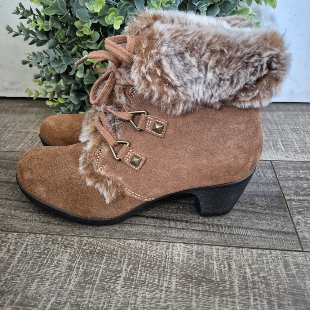 Bass Clove Leather & Faux Fur Tan Lace Up Booties Womens Size 8.5